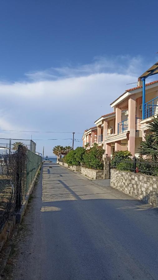 VI Home Pefkochori Exterior photo